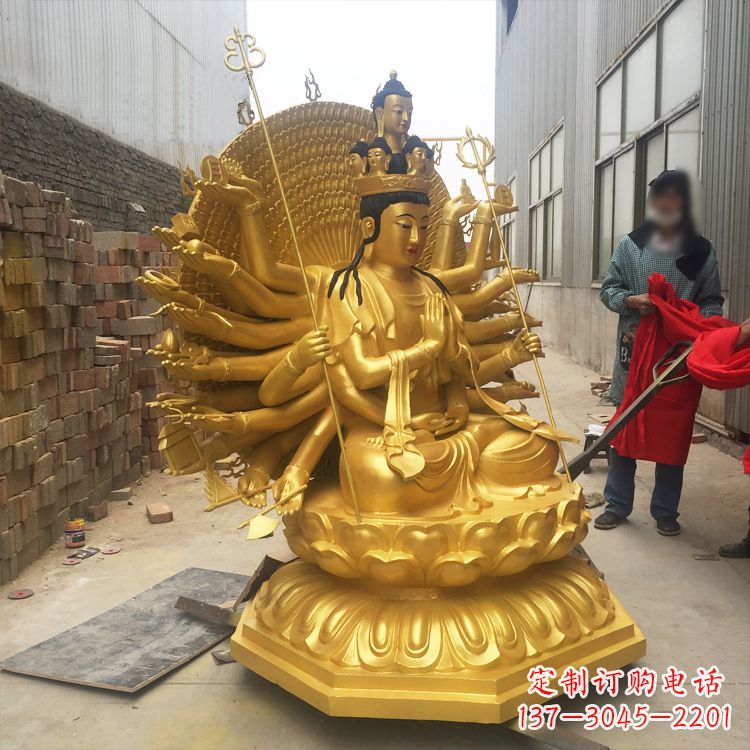 益阳纯铜鎏金千手观音