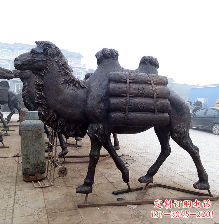 益阳骆驼雕塑丝绸之路的象征