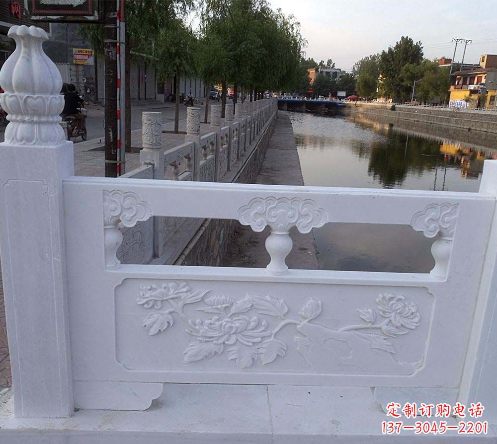 益阳大理石荷花栏板雕塑