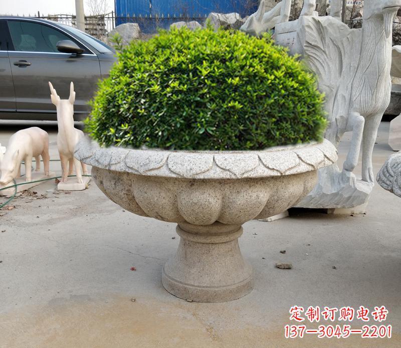 益阳优雅大理石花盆雕塑