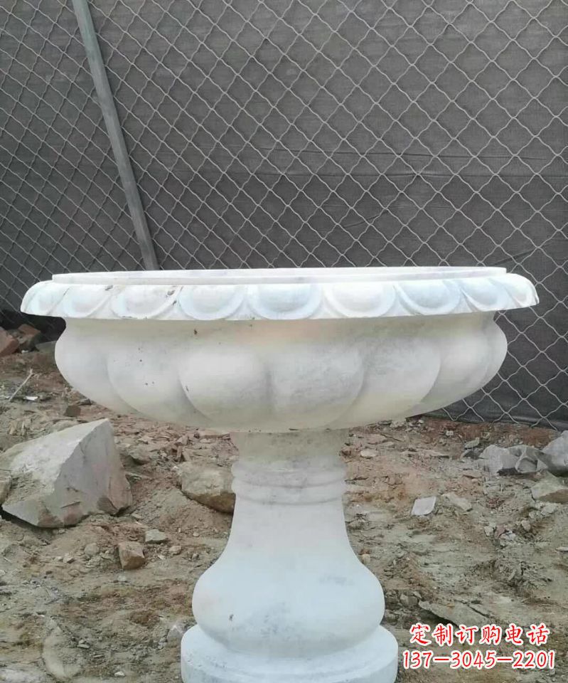 益阳大理石花盆雕塑