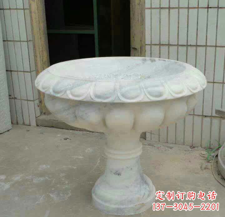 益阳大理石花盆雕塑精美绝伦,艺术风采