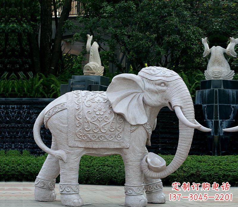 益阳以大理石为材料的完美大象雕塑