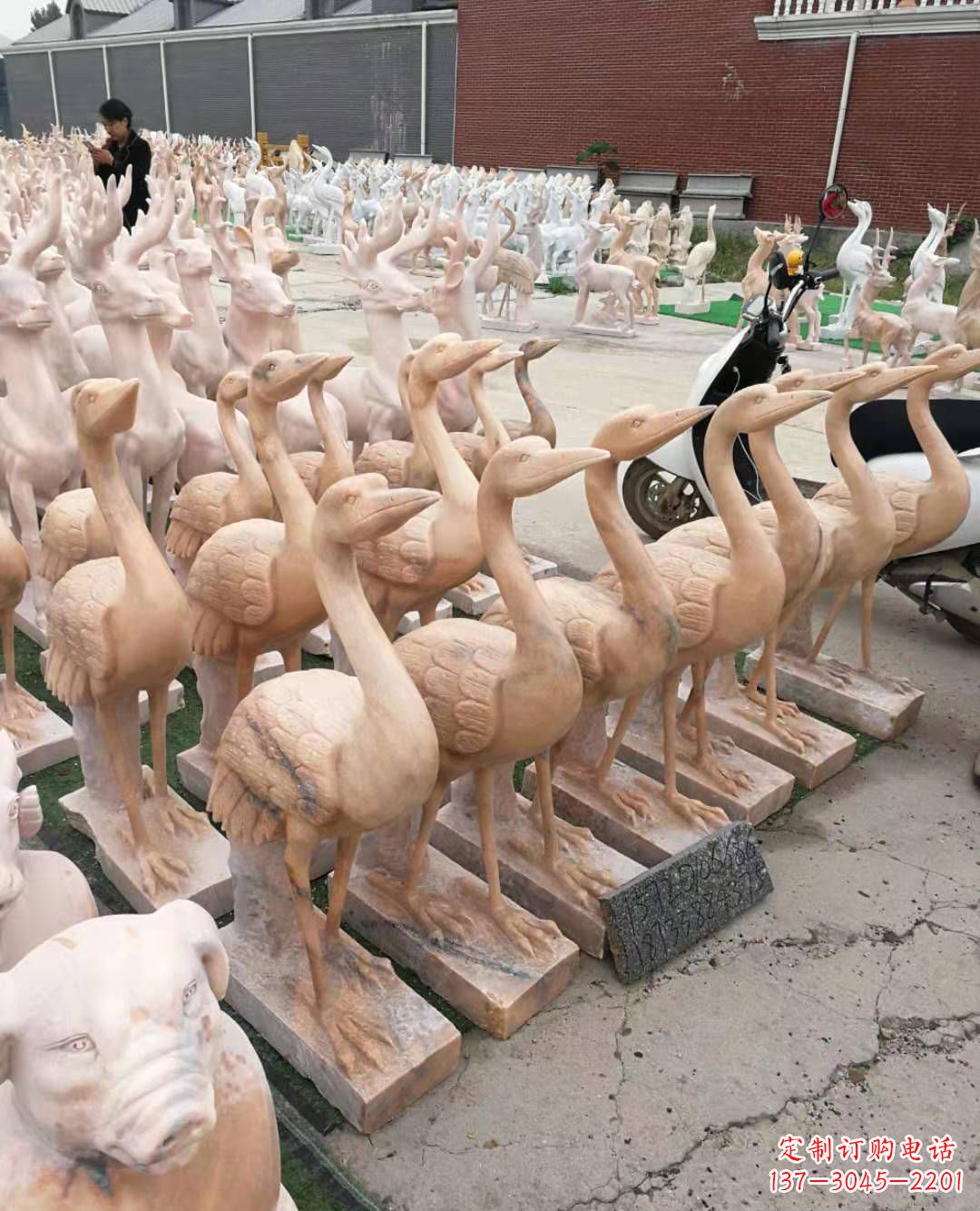 益阳丹顶鹤大理石雕塑