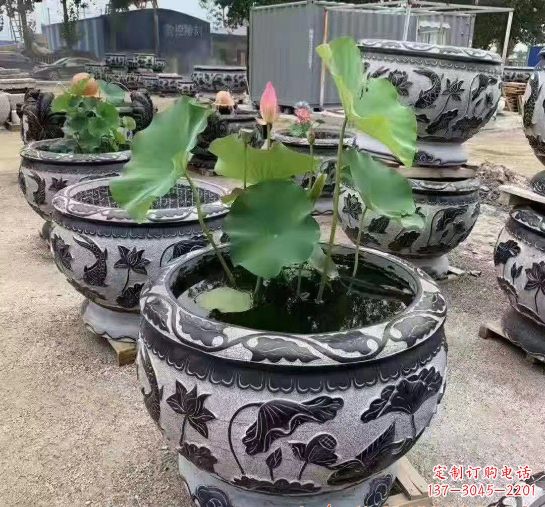 益阳精美大理石鱼缸雕塑
