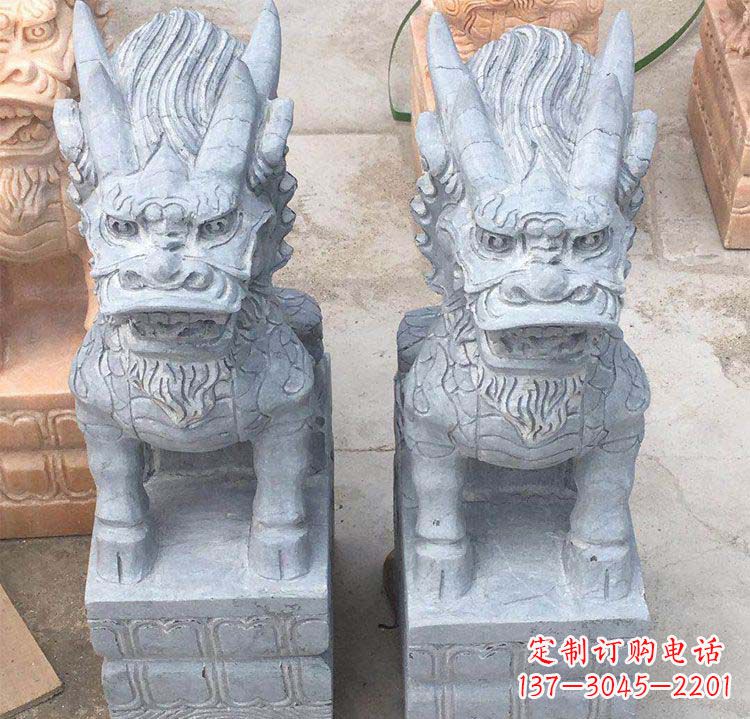 益阳雄伟壮观的白色大理石麒麟坐式门口雕塑
