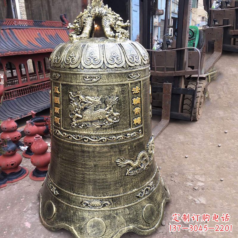 益阳华中领雕塑历久弥新的铜钟雕塑