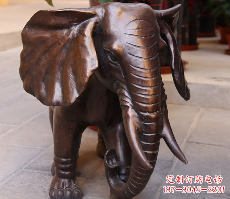 益阳大象动物铜雕