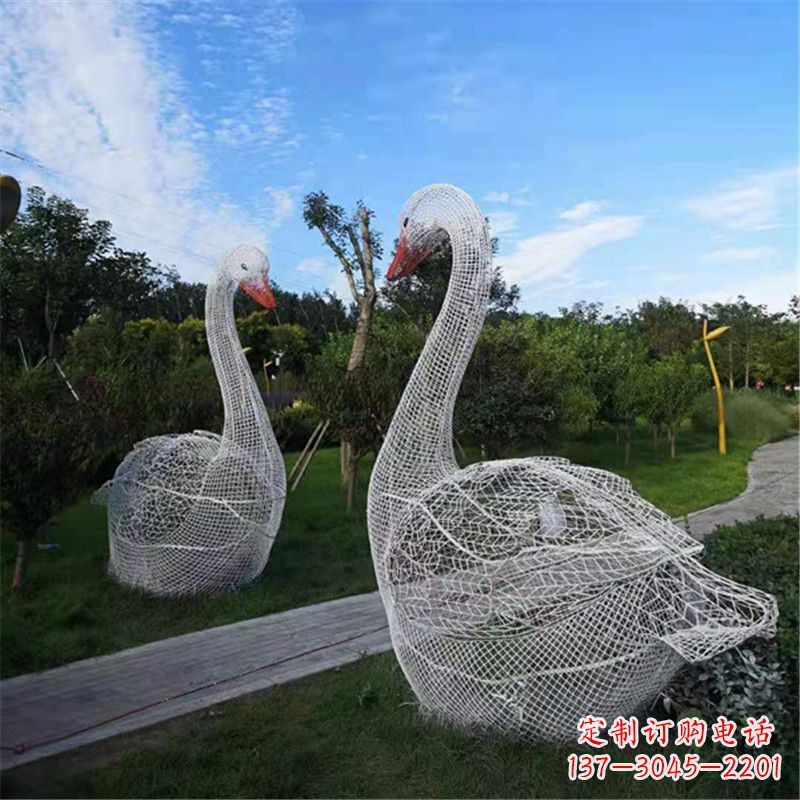 益阳梦幻般的大型网格天鹅景观动物雕塑