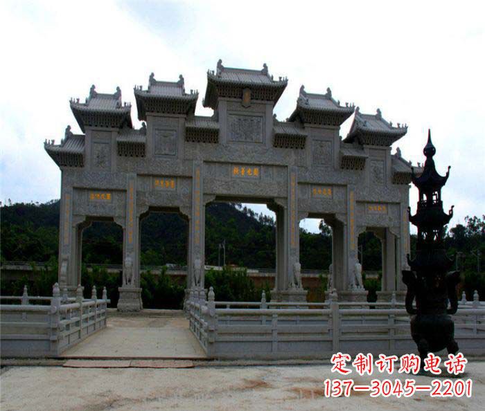 益阳大型五门石雕牌坊