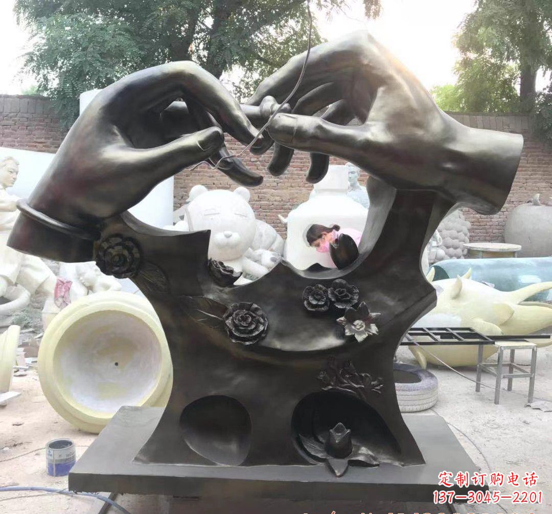 益阳精美铜戒指雕塑