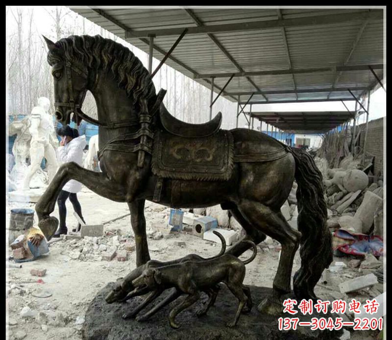 益阳高品质马雕塑