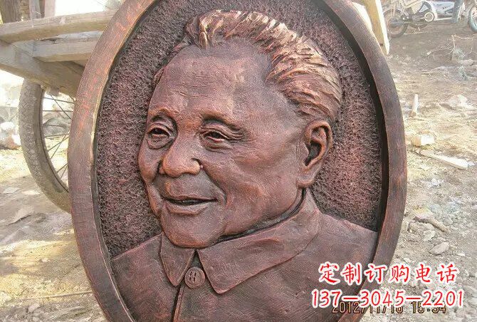 益阳传承历史,永记邓小平——邓小平头像铜雕塑