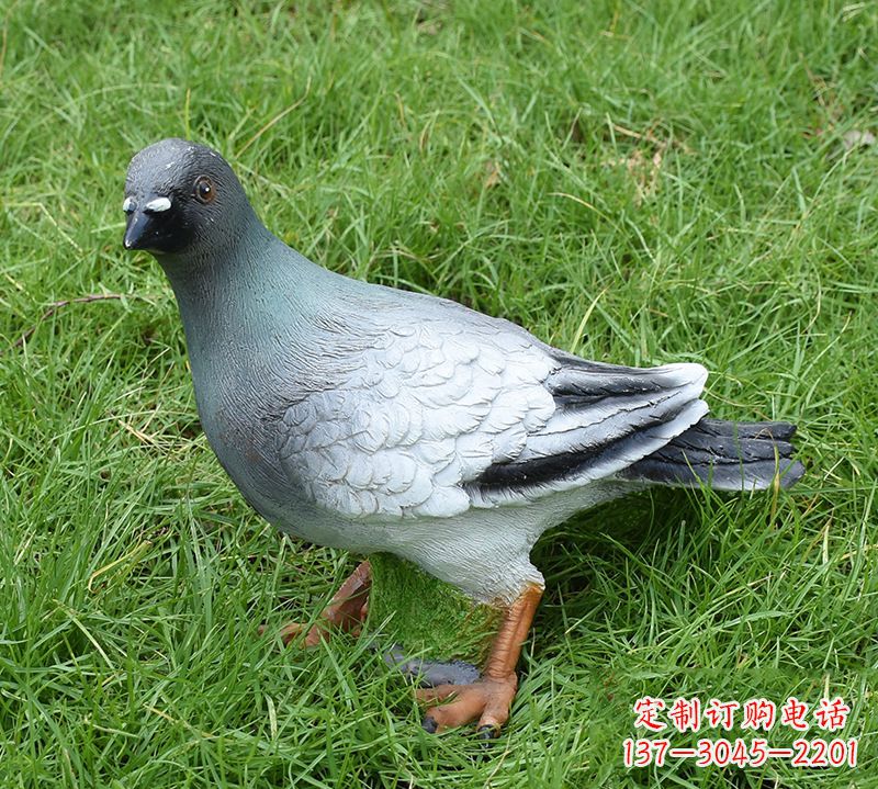 益阳雕塑和平鸽少女