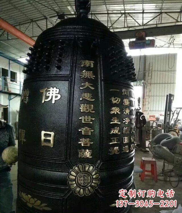 益阳精美铜雕铜钟