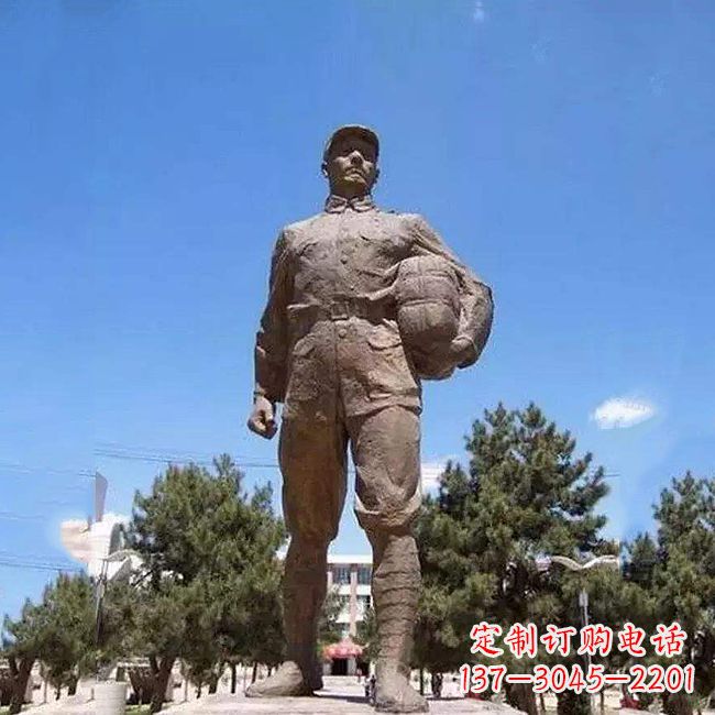 益阳董存瑞石雕像 - 传承英雄精神的纪念雕塑