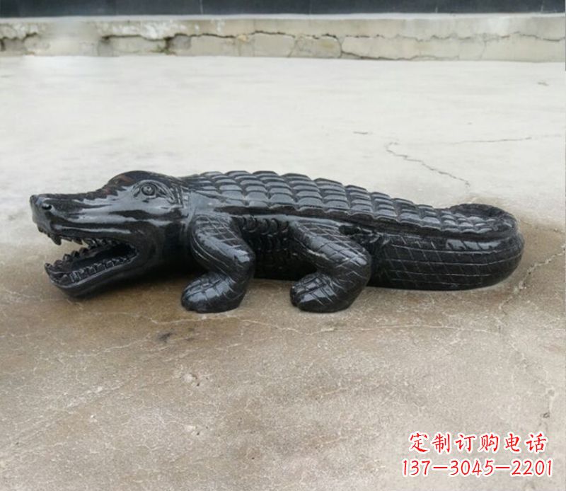 益阳经典鳄鱼景观石雕