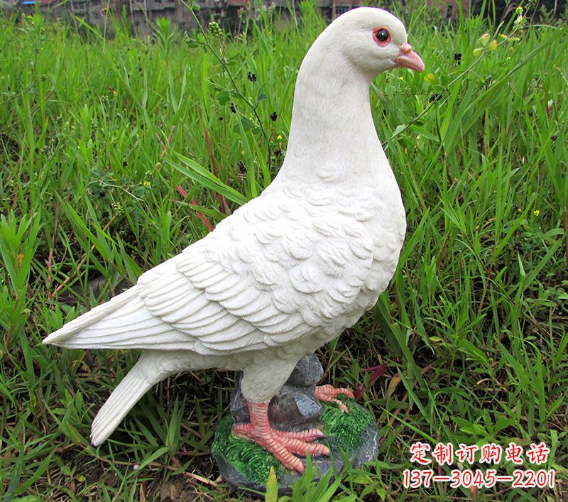 益阳锻铜鸽子浮雕,精致细腻的雕塑体现