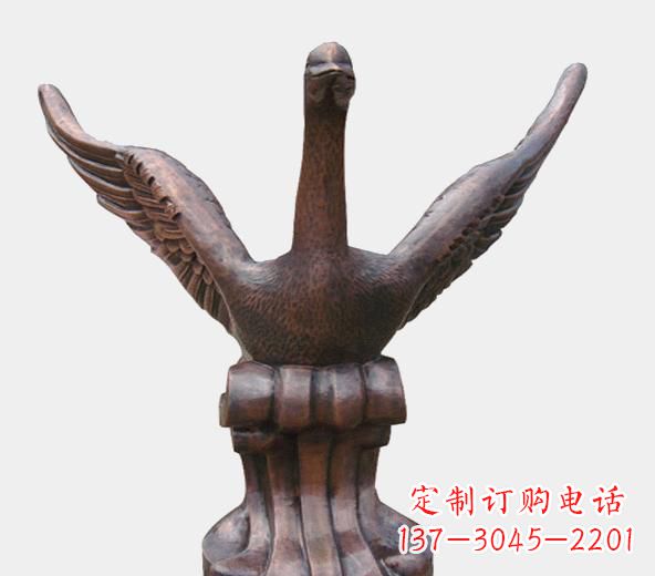 益阳高级锻铜天鹅雕塑