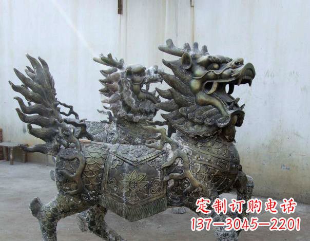 益阳精致手工铜麒麟雕塑