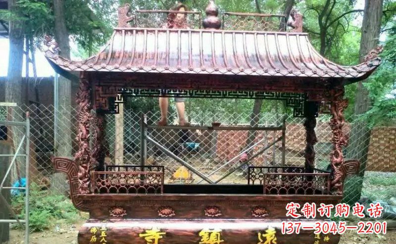 益阳方形寺庙香炉铜雕塑