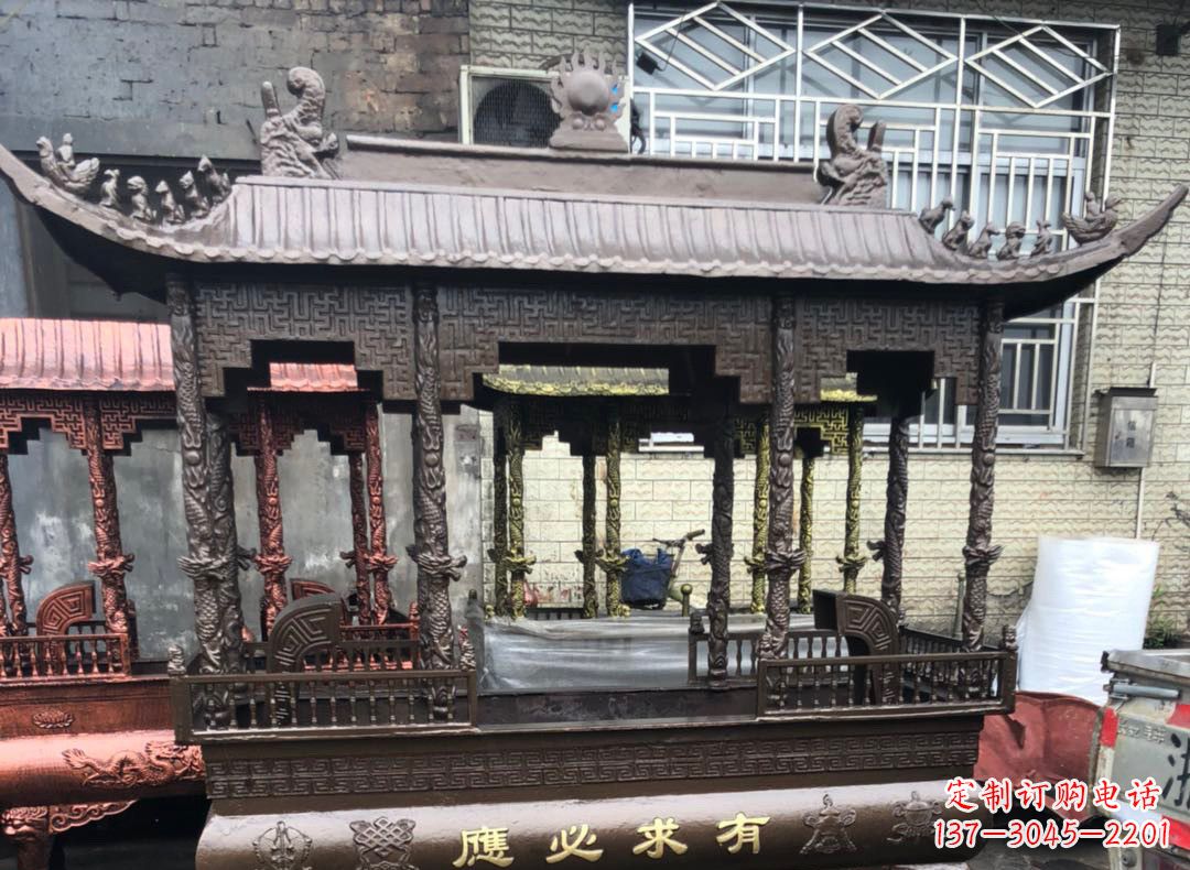 益阳精美仿古铜香炉雕塑