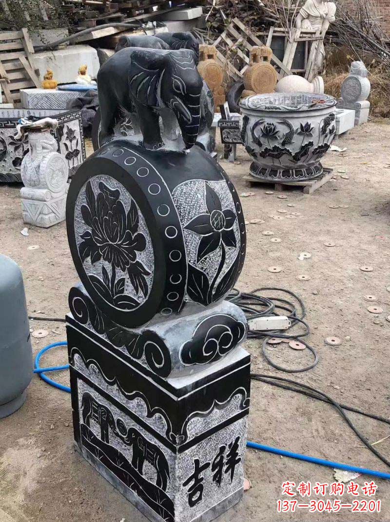 益阳传统工艺小象抱鼓石雕塑