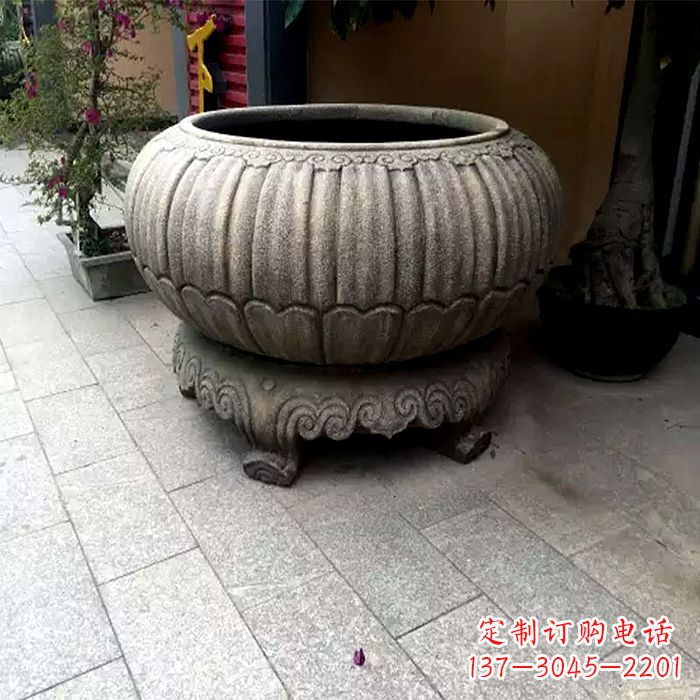 益阳精美仿古石雕花盆雕塑