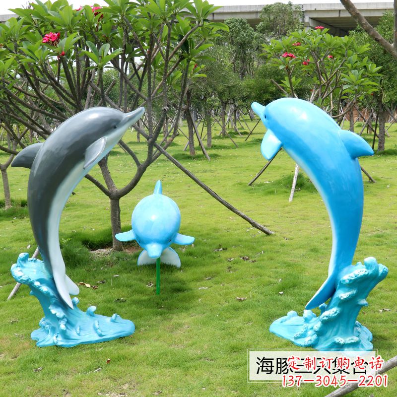益阳精致仿真玻璃钢海豚雕塑