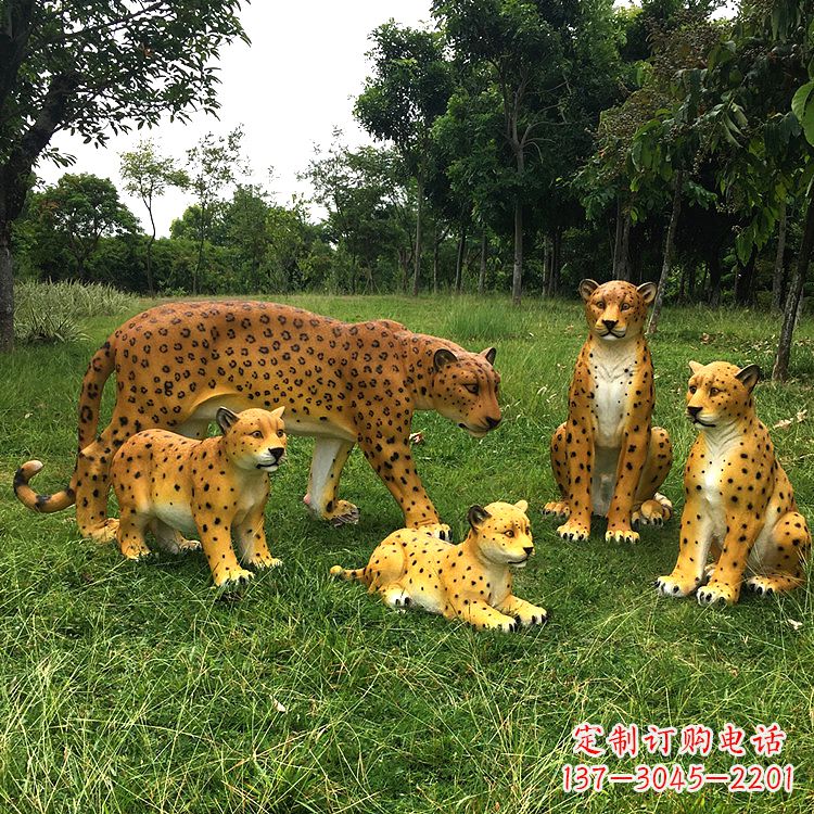 益阳精美玻璃钢豹子雕塑