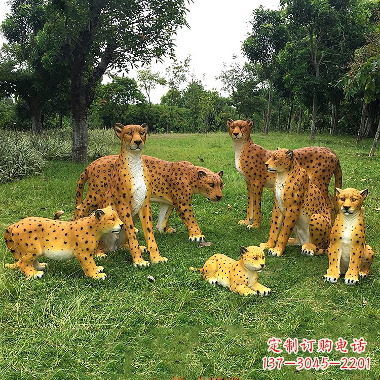 益阳精美玻璃钢豹雕塑
