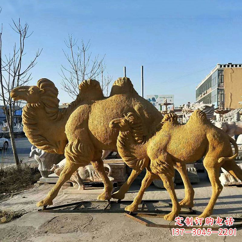 益阳精美玻璃钢骆驼雕塑