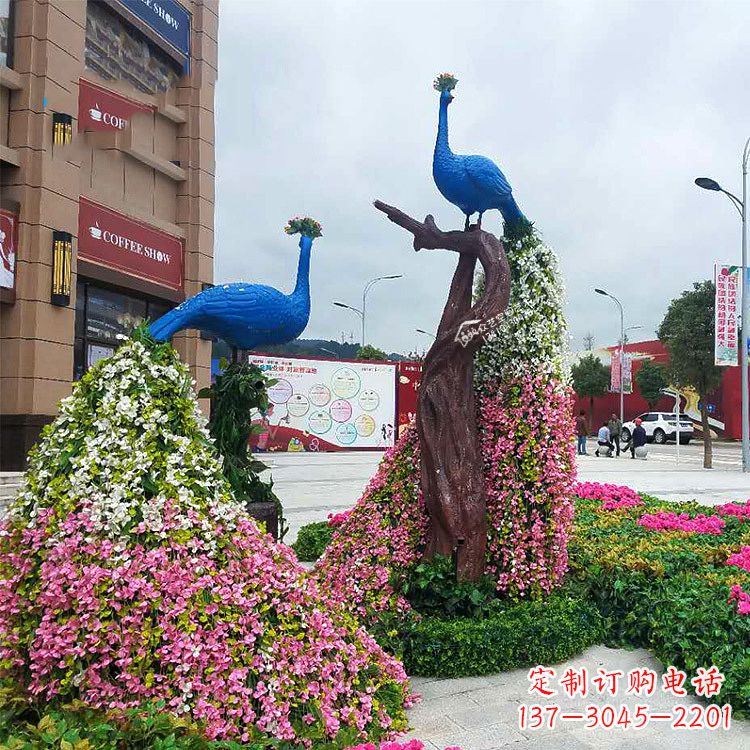 益阳绿色雕塑-孔雀
