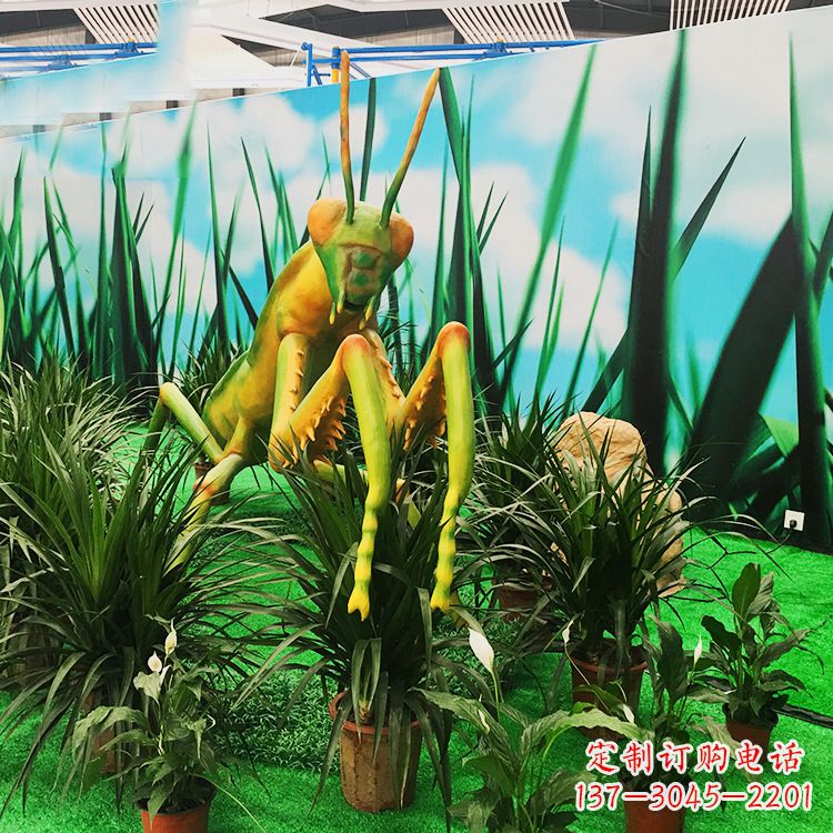益阳仿真螳螂玻璃钢雕塑