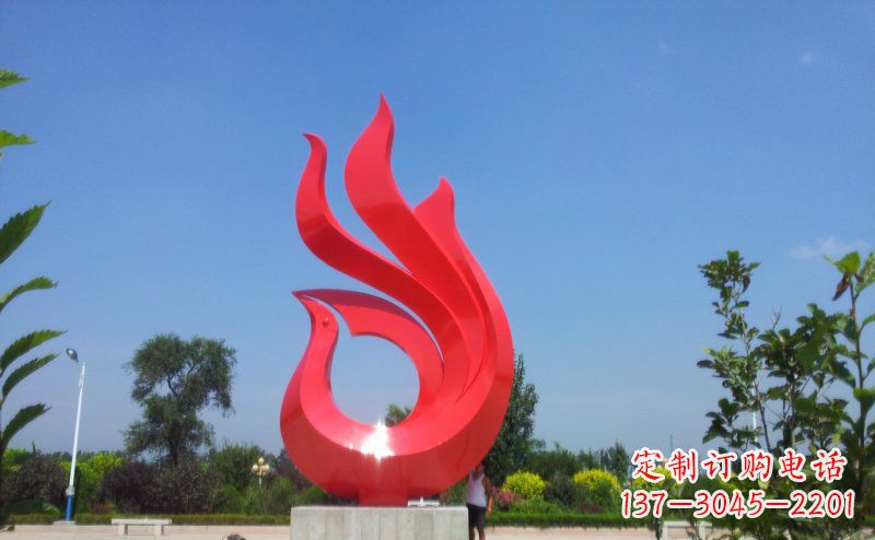 益阳艺术荟萃的凤凰雕塑