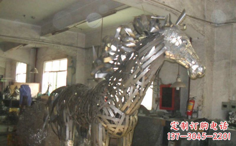 益阳公园不锈钢抽象马动物雕塑