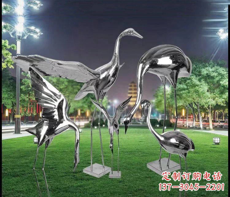 益阳大型不锈钢仙鹤雕塑
