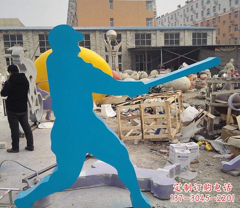 益阳公园不锈钢打棒球雕塑2