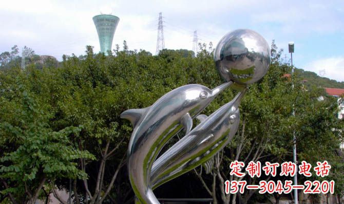 益阳高贵静谧的不锈钢海豚顶球雕塑