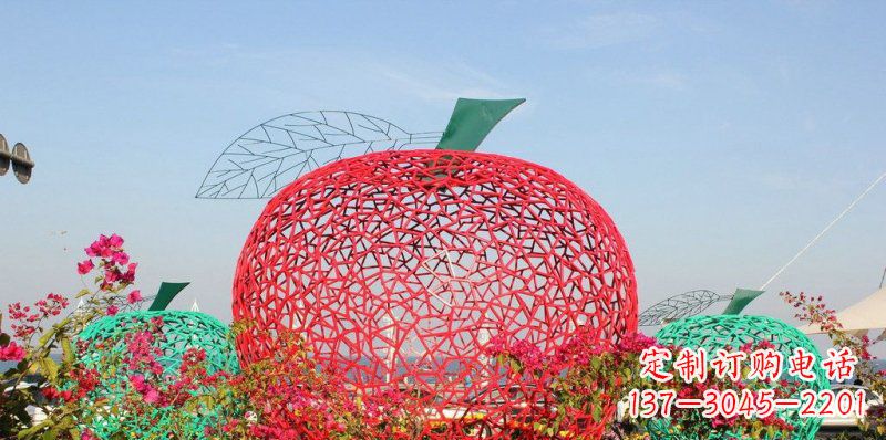 益阳高品质镂空不锈钢苹果雕塑