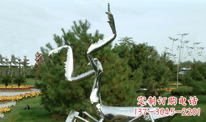 益阳优雅大气的不锈钢螳螂雕塑