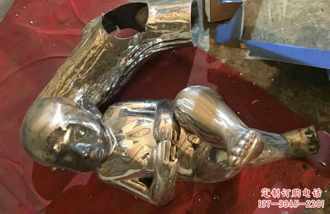 益阳风格时尚可爱的不锈钢儿童雕塑