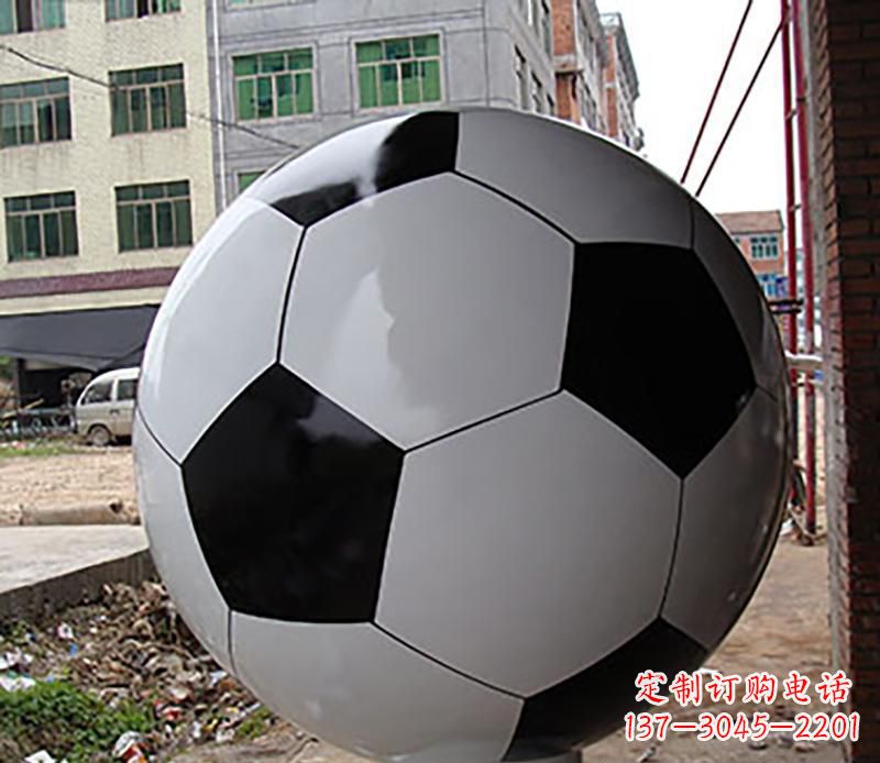 益阳优质不锈钢足球雕塑