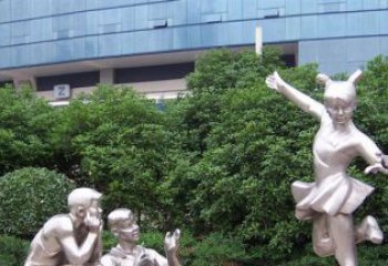 益阳优质不锈钢学生人物雕塑