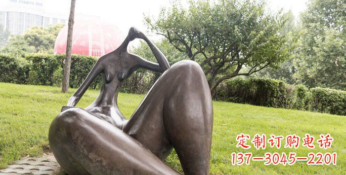 益阳独特而精美的抽象女人铜雕