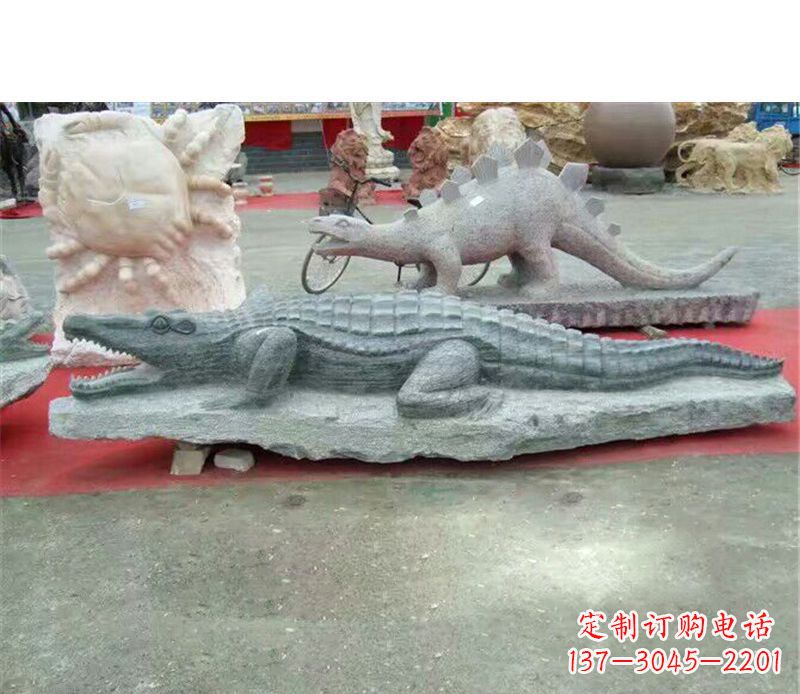 益阳公园动物鳄鱼石雕