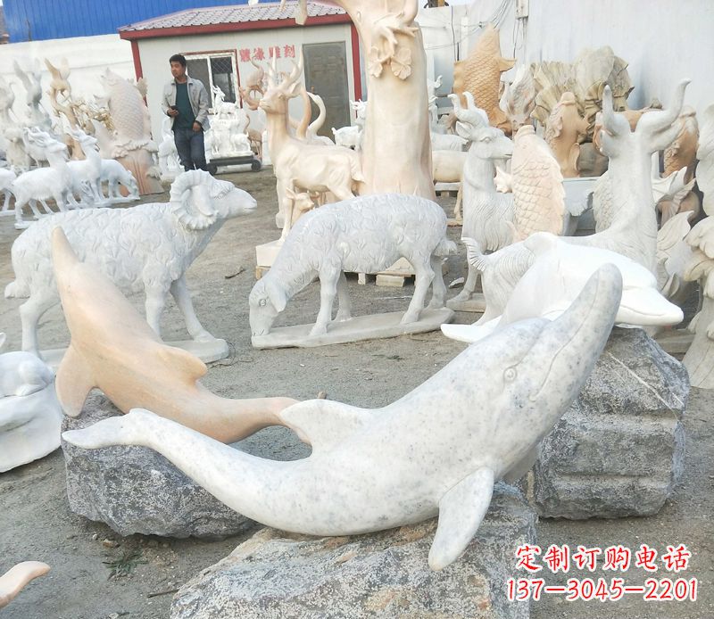 益阳精美海豚雕塑,添点视觉亮点