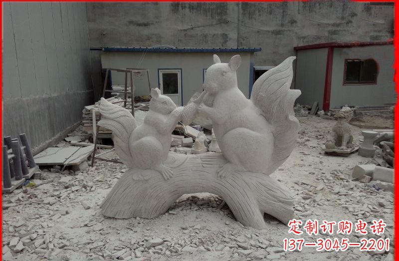 益阳中领雕塑 松鼠之爱 石雕定制