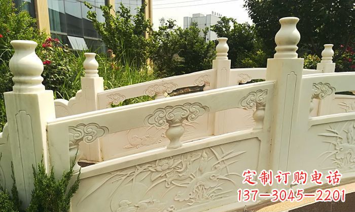益阳精美汉白玉石拱桥雕塑