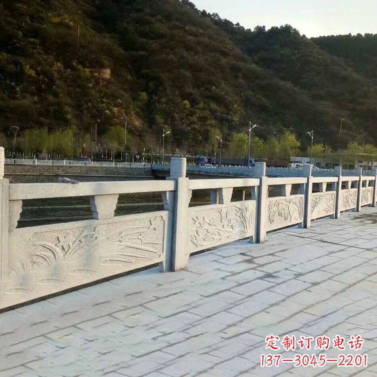 益阳公园花岗岩石栏板